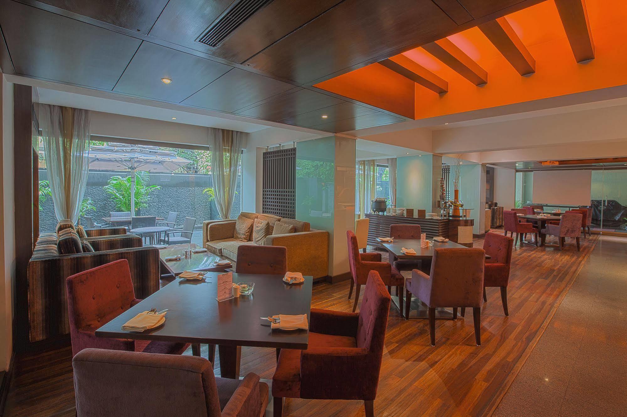 Oakwood Residence Naylor Road Pune Eksteriør bilde